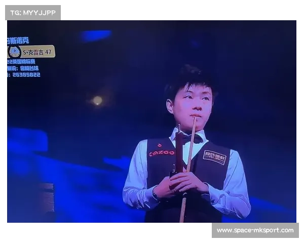 麦迪逊花园广场UFC322现场：观众热情高涨，冠军卫冕战气氛热烈